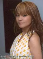 モーニング娘。/中澤裕子/バストアップ・体左向き・衣装白・黄色の水玉・メタリック仕様・トレカサイズ/7TH ANNIVERSARY 大感謝祭 Part2