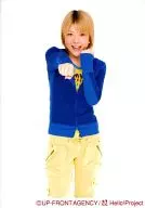 Morning Musume / Makoto Ogawa / Kneecaps, Blue Costume, Yellow Pants, Both Hands, Right Hand Front / Official Official photo