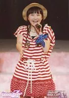 桃色幸運草Z/百田夏菜子/演唱会照片・膝上・服装红白条纹・左手麦克风・右手标准杆・帽子/大腿黑魔幻之旅2011Z决定去Z！