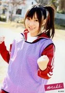 Rino Sashihara / Upper Body / Purple bibs / Red Jersey / / Weekly AKB48