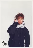 V6 / Ken Miyake / Upper body / Costume black / white / Right hand headphone / Eye view left / Background white / Official Official photo