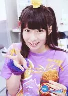 0061 : Team Syachihoko / Yuzuki Oguro / Bust Up / Costume Purple / Left Hand Food / Right Hand Peace / Background White / 3 Bjunior TEAM / SYACHIHOKO