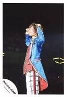 Hey! Say! JUMP / Ryosuke Yamada / Live Photo / Knee-Up / Costume Blue / Both Hands Up / Body Left Facing / Official Official photo