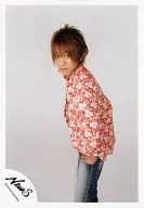 NEWS / Keiichiro Koyama / Above-the-knee, Patterned Shirt red and white ・ Bent Forward ・ Left Hand Hip ・ Background white / Official Official photo