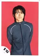 V6 / Yoshihiko INOHARA / Upper body / Costume grey / Both hands behind / Background red / Official Official photo