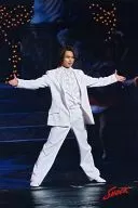 Kinki Kids/堂本光一/ライブフォト・全身・衣装白・両手広げ・後ろ階段・2Lサイズ/SHOCK