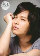 Kim Jung Hoon (John-Hoon) / Face Up / Shirt Gray / Right Hand Cheek / Postcard Size / J & KimJeonHoon Fan Club / Official Bromide