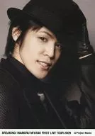 宮野真守/バストアップ・衣装黒・左手手袋・帽子・背景グレー/BREAKING! MAMORU MIYANO FIRST LIVE TOUR 2009 ブロマイド