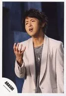 Arashi / Satoru Ohno / Upper Body / Jacket White / Inner Gray / Right Hand Pa / Open Mouth / Eyes Left / Official Official photo