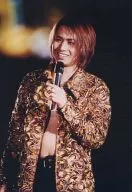 Kinki Kids / Koichi Domoto / Live Photo / Upper Body / Bare Skin with Golden Shirt / Left Hand Microphone / Left Eye View / Smile Without Frame / Johnnys Family Club Official photo