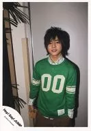 Hey! Say! JUMP / Ryosuke Yamada / Above Knee / Costume Green (00) / Right Hand Book / Pocket / Background White / Official Official photo