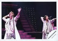 Takki & Wings / Hideaki Takizawa / Tsubasa Imai / Live Photo / Horizontal Type / Above the Knee / Costume White / Right Hand Head / Left Hand Front / Stand Microphone / Staircase / Official Official photo