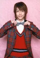 Hiroki Suzuki / Upper body and jacket check gray red, inner red, two handed bow tie, background pink, postcard size / official Official photo