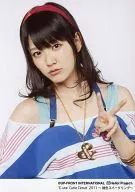 ° C-ute / Airi Suzuki / Upper body / Costume blue / white / light blue / left hand piece / red band for hair / 2L size / ° C-ute Cutie Circuit 2011 ～ pink sparkling ～