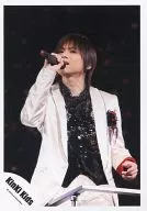 Kinki Kids / Koichi Domoto / Live Photo / Above Knee / Costume Shirogane / Shirt Black / Right Hand Microphone / Upper Left Eye View / Background Black / Official Official photo