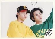 Kinki Kids / Go Domoto, Koichi Domoto / Horizontal, Bust up, Costume Yellowish Green, Hard Hat, Arm Band, Background White / Official Official photo