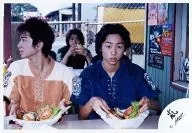 岚/松本润・樱井翔/横型・服装・白色・米色・黑色・食物・背后大野/官方生写真