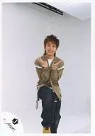 KAT TUN / Yuichi Nakamaru / Whole Body / Costume Khaki / Two Hand Pieces / Background White / Official Official photo