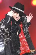 Kinki Kids / Koichi Domoto / Costume Black. Red / Upper body / Cap / Background red / Endless SHOCK 2013/2L size Official Official photo