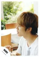 NEWS / Takahisa Masuda / Bust up / Costume white / Body facing left / Table / Chair / Official Official photo