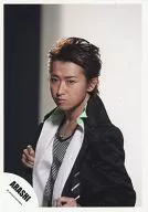 Arashi / Satoshi Ohno / Upper Body / Costume Black Stripe / Background Black / Official Official photo