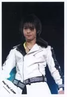 Hey! Say! JUMP/有岡大貴/ライブフォト・上半身・衣装白・目線左・背景黒/公式生写真