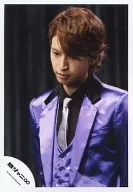 Kanjani Eight / Tadayoshi Okura / Bust up / Jacket purple / Tie silver / Left facing / Under eyes / Official Official photo