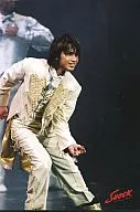 Kinki Kids / Koichi Domoto / Live Photo / Whole Body / Costume White / Eye Right / "SHOCK is Real Shock" / 2L size official Official photo