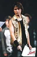 Kinki Kids / Koichi Domoto / Live Photo / Above Knee / Costume Gold / Inner Black / Left Letter / "SHOCK is Real Shock" / 2L size official Official photo