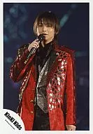 Kinki Kids / Koichi Domoto / Live Photo / Above Knee / Costume Red / Silver Black / Right Hand Microphone / Background Black / Official Official photo