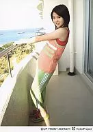 Berryz Kobo / Risako Sugaya / Whole Body / Costume Orange / Pants Green / Both Hands Handrail / Balcony / 2L Size, Official Official photo