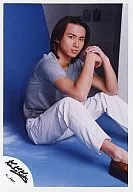 KinKi Kids / Koichi Domoto / Sitting, Costume, Gray Pants, Pair Matching, Background, Blue / Official Official photo