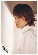 Kinki Kids / Koichi Domoto / Bust Up / Left Facing / White Shirt / Lower Left Eye / Background Blind / Official Official photo