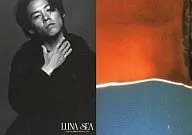 LUNA SEA / Ryu ICHI / Regular Card / Waist Upper / Costume Black / Right Hand Throat Base / Background Gray / LUNA SEA Trading Card