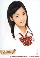 Berryz工房/北原沙弥香/バストアップ・衣装白・リボン赤・制服・背景白/2010ハロー!プロジェクト新人公演3月 横浜GOLD!