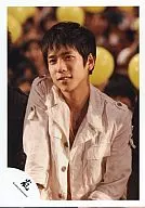 Arashi / Kazuya Ninomiya / Upper Body, White Coat, Eyes Left, Mouth Open / Official Official photo