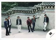 V6 / Gather (6 persons) / Horizontal, Whole body, Center Morita, Red Jacket, Both Hands Waist, Okada Jacket Black, Nagano Left Hand Wall / Official Official photo