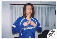 Kinki Kids / Koichi Domoto / Horizontal, Bust up, Costume Uniform Blue, Both Hands Chest, Interior, Back window, Curtain / Official Official photo