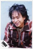 Tokio / Shigeru Kijima / Upper Body Check Shirt Red and Pink / Mouth Opening / Light Blue Background / Official Official photo