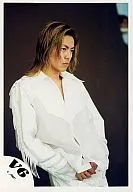 V6 / Takeshi Morita / Above the knees, Costume white, Eyes right, Both hands in front of the stomach, Background brown / Official Official photo