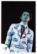 Arashi / Matsujun / Live Photo / Upper Body / White Jacket / Red Tie / Black Background / Official Official photo
