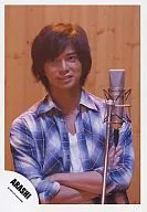 Arashi / Matsujun / Upper Body / Check Shirt Blue / White / Arm Band / Microphone Stand / Eye Point Left / Official Official photo