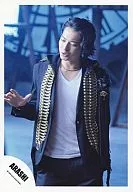 Arashi / Matsujun / Above Knees / Jacket Black Gold / Inner White / Right Hand Par / Watch Behind / Official Official photo