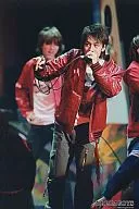 KAT-TUN/中丸雄一/现场照片·服装红色·左手麦克风·2L版/DREAM BOYS/官方生写真