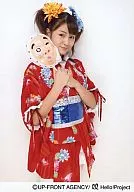 Berryz Kobo / Risako Sugaya / Above the knees / Red kimono / On the hands / Official Official photo