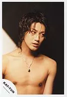 KAT-TUN / Hitoshi Akanishi / Bust up / Naked Upper Body / Eye right / Background black and white / Official Official photo