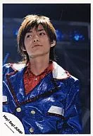 Hey!Say!JUMP/薮宏太/蓝色服装，上半身，左视线，黑色背景，现场照片/官方生写真