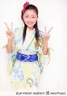 Berryz Kobo / Yurina Kumai / Kneecaps / Costume Kimono-style Yellow-Green / Both-hand Pieces / Official Official photo