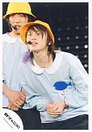 Kanjani Eight / Akihiro Yasuda / Live Photo / Upper Body / Costume Kindergarten Children's Clothes. Light blue / Double Layered / Murakami Back / Official Official photo