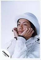 V6 / Takeshi Morita / Bust up / Costume white / Hat white / Background white / Both hands jaw / Eye-point left